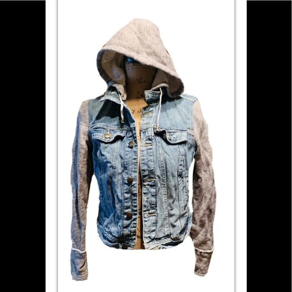 Free People jean jacket size s - Picture 1 of 3